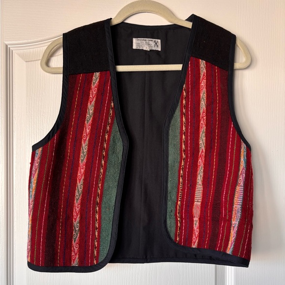 Vintage Jackets & Blazers - Vintage Artesania Cumi Bolivian wool tapestry bohemian handmade vest size medium
